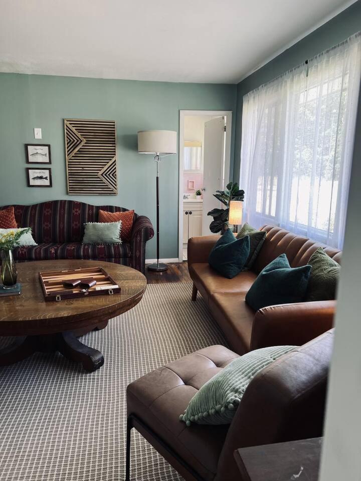 The Springs Motel New Ashford Exteriér fotografie